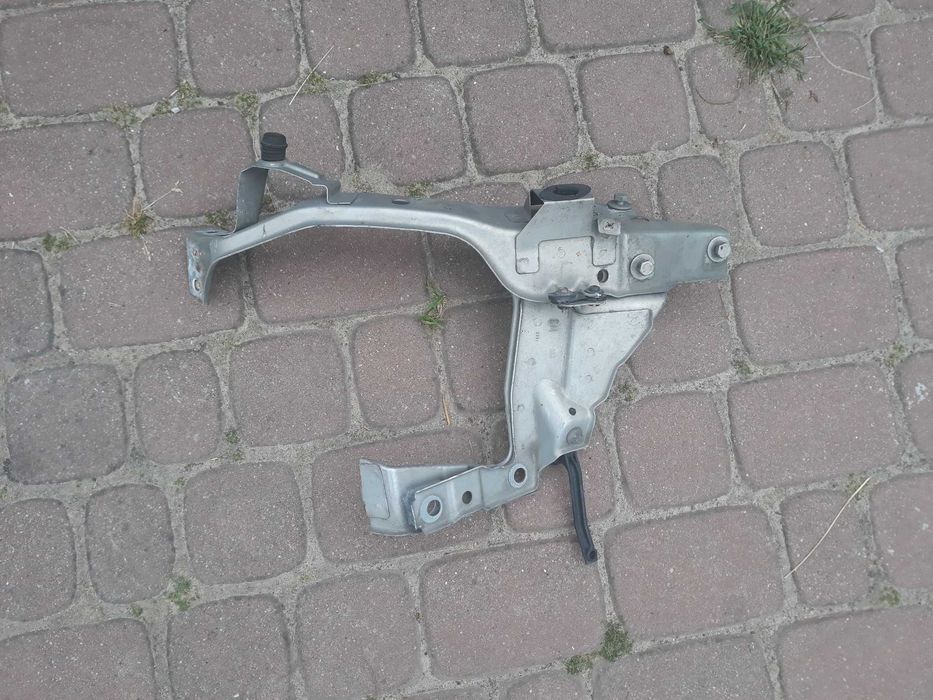 Okular prawy pasa przedniego OPEL ZAFIRA B