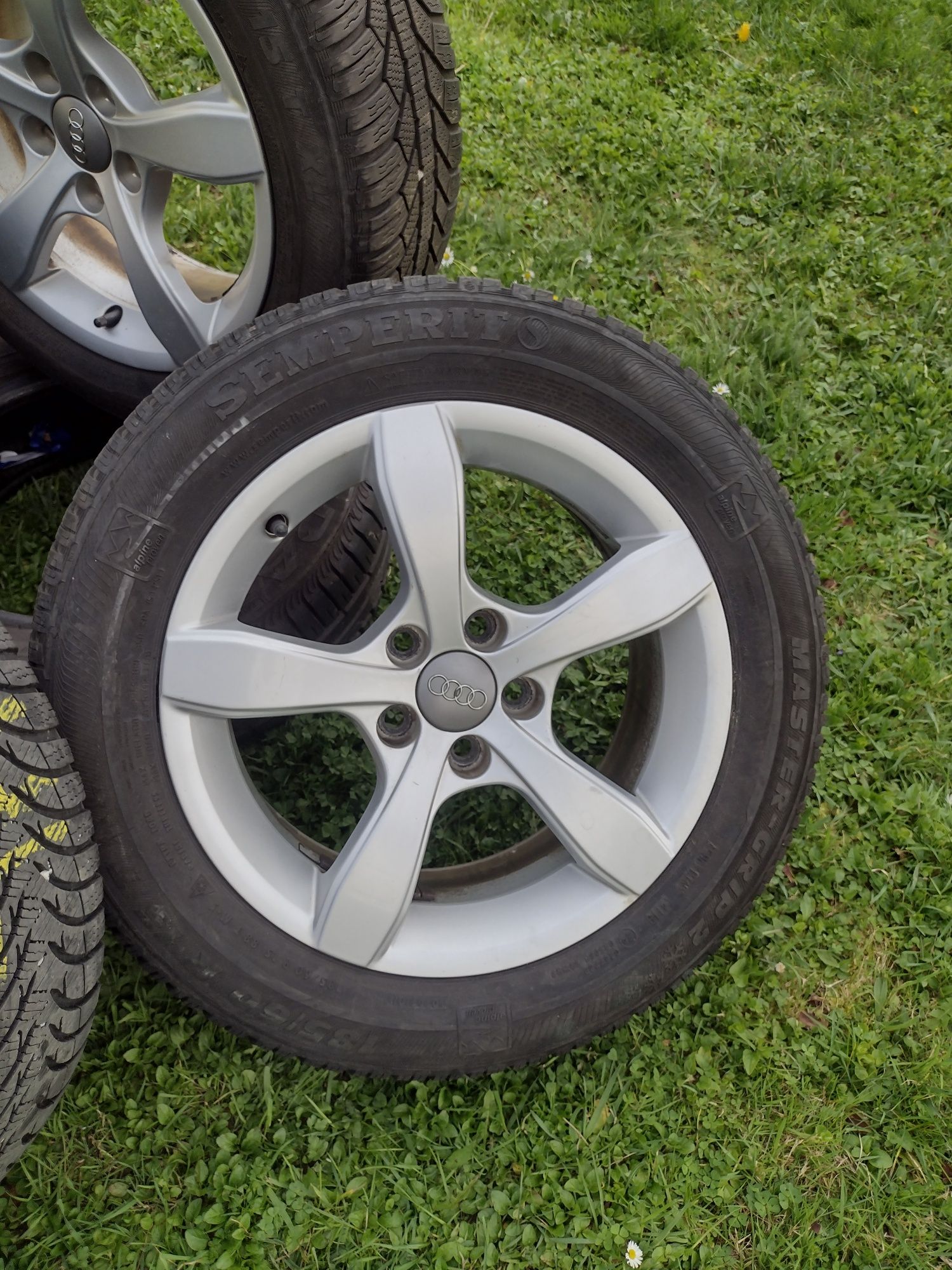 Alufelgi 15"  Audi A1 A2 rozstaw 5 x100 Ibiza fabia polo golf