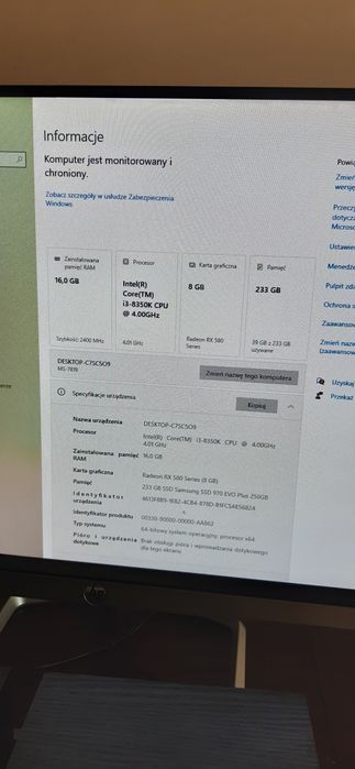 Komputer stacjonarny z monitorem - zestaw