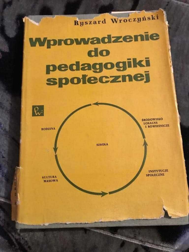 Pedagogika książki, różne.