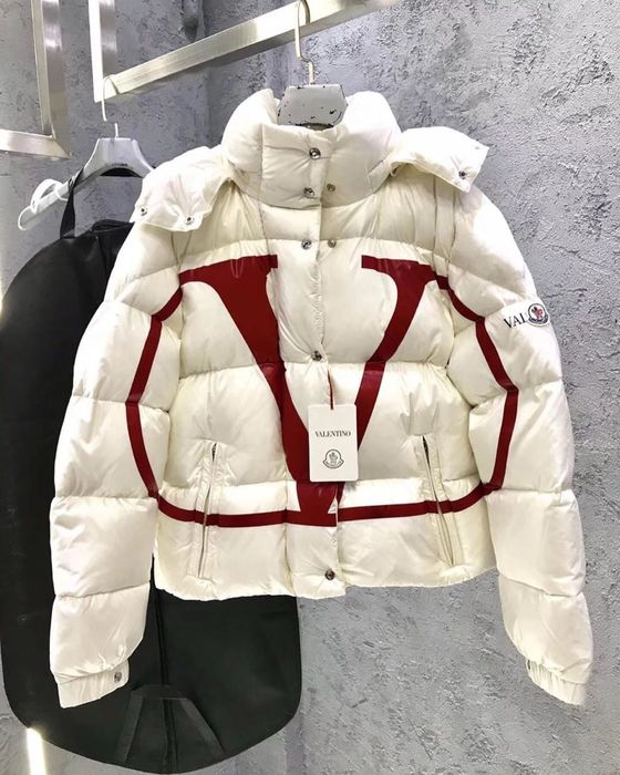 Пуховик Valentino x Moncler/Монклер/Валентино