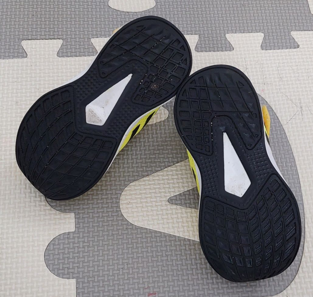 Buty sportowe dziecięce, adidasy, rozmiar 22