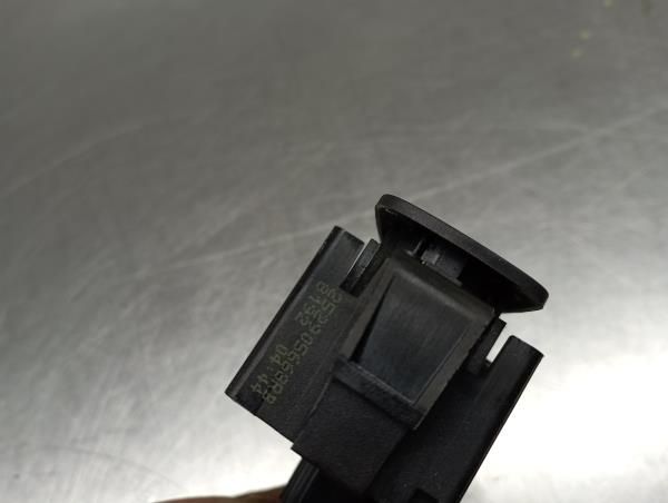 Botão / interruptor 4 piscas DACIA Sandero II (5S_)