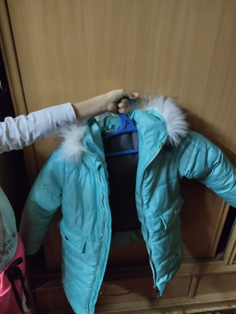 Зимова куртка 128