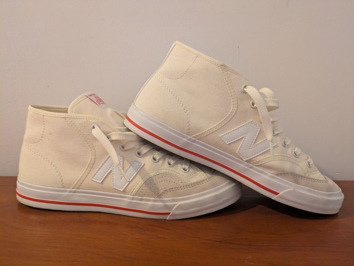 Trampki "New Balance" rozmiar 42,5, nowe, biały. Polecam.