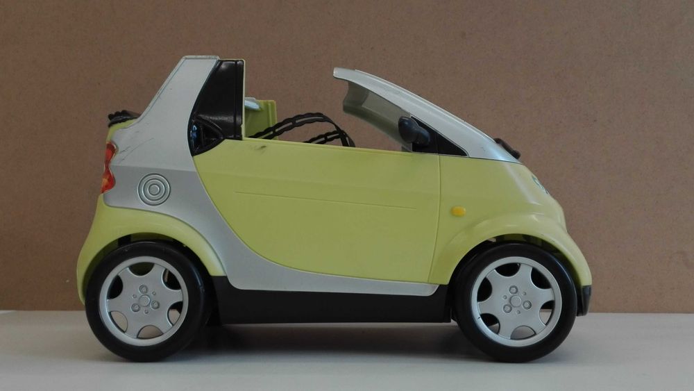 Smart Fortwo Cabrio da BARBIE