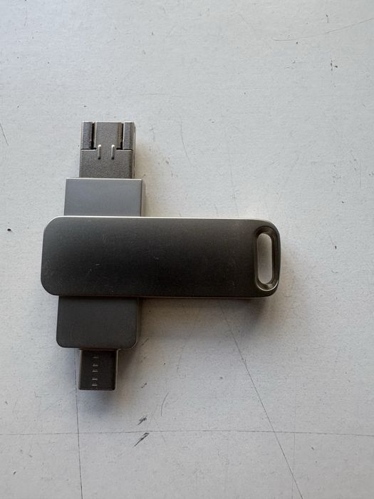Pen rotativa 64 gigas