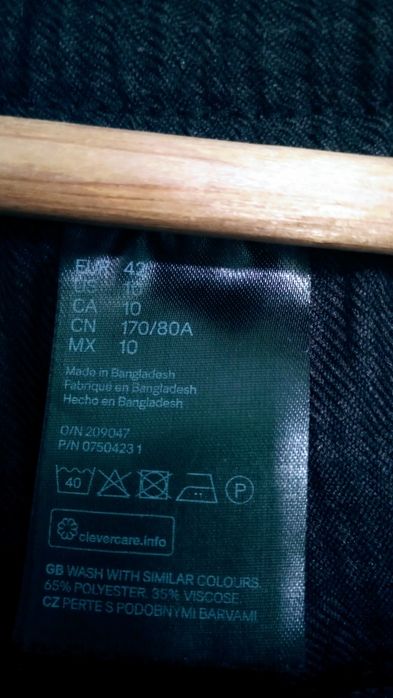 Spodnie H&M z delikatną kratę