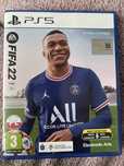 Gra Fifa 22 PS5.