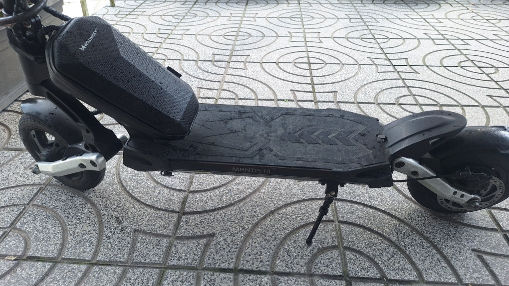 Trotineta elétrica kaabo mantis 10