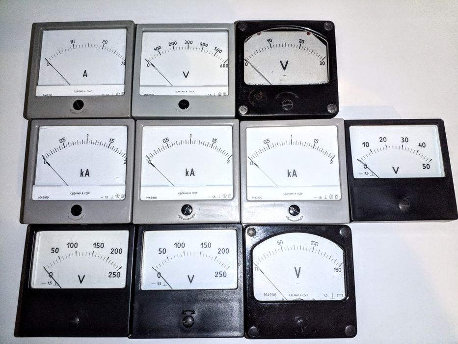 Амперметр М42100-300 0-2кА, плафон квадратный куб