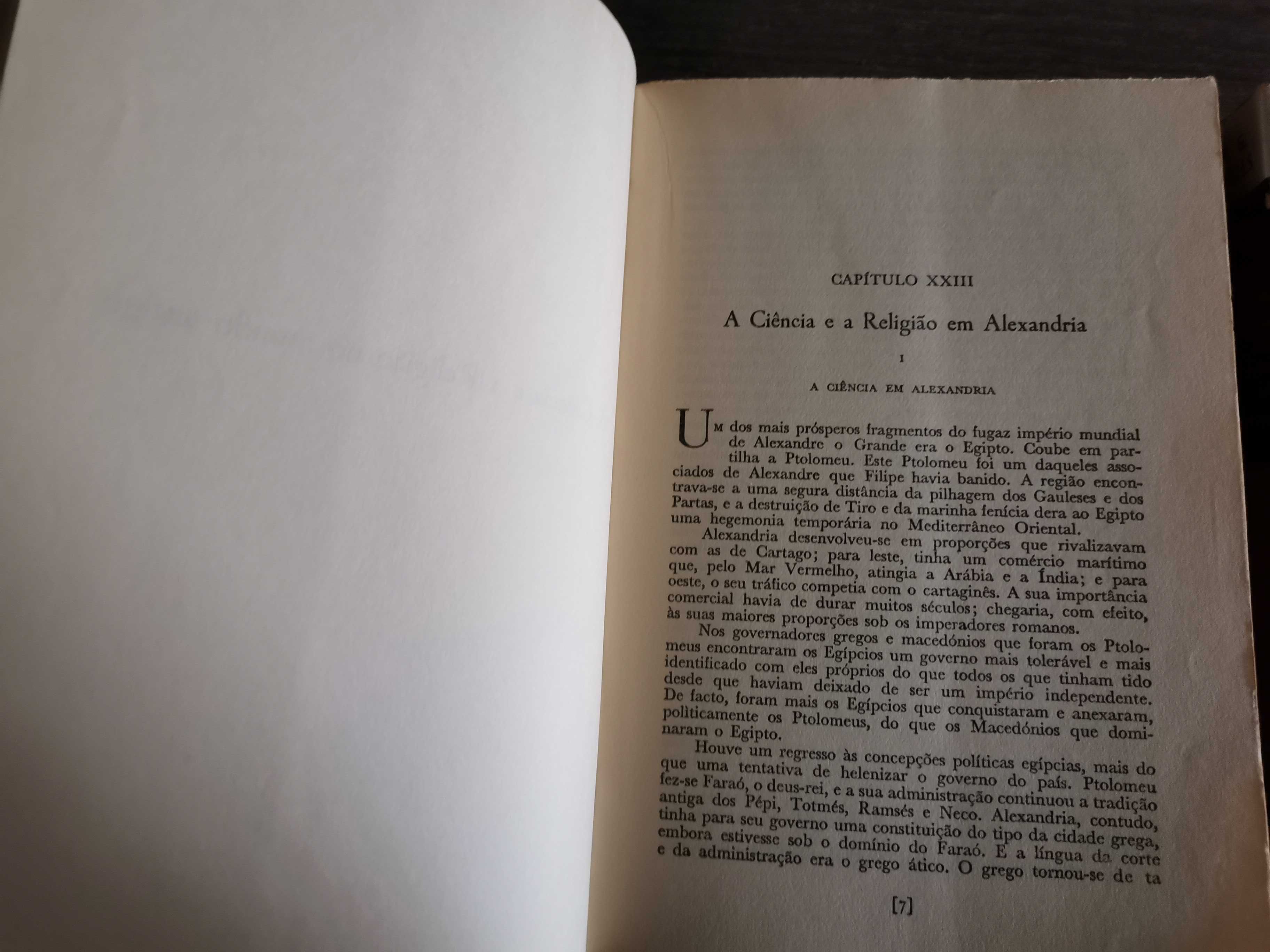 História Universal Vols I, II, III – H. G. Wells