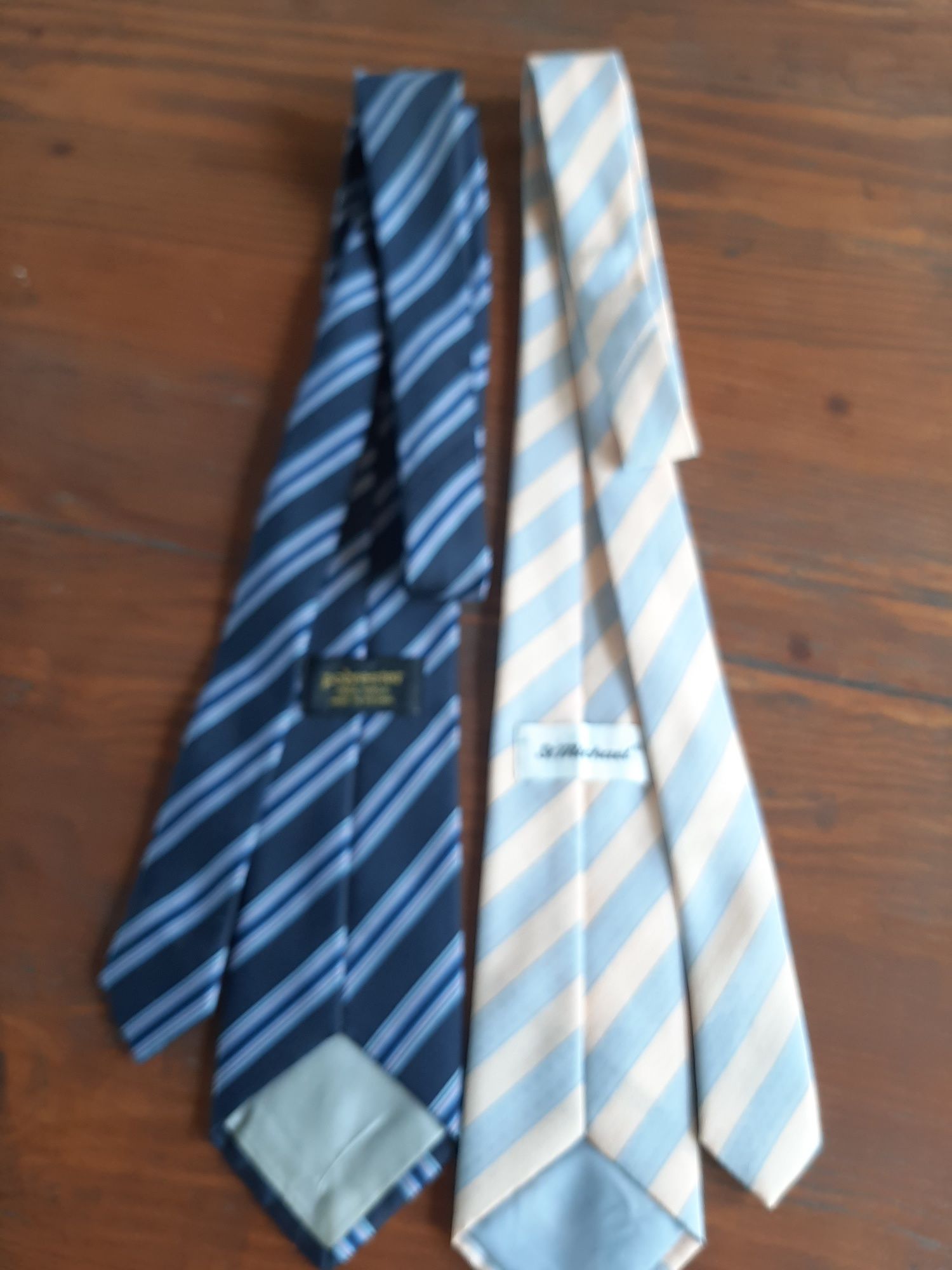 Продам галстуки мужские