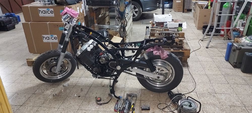 Yamaha fzx 750 com documentos