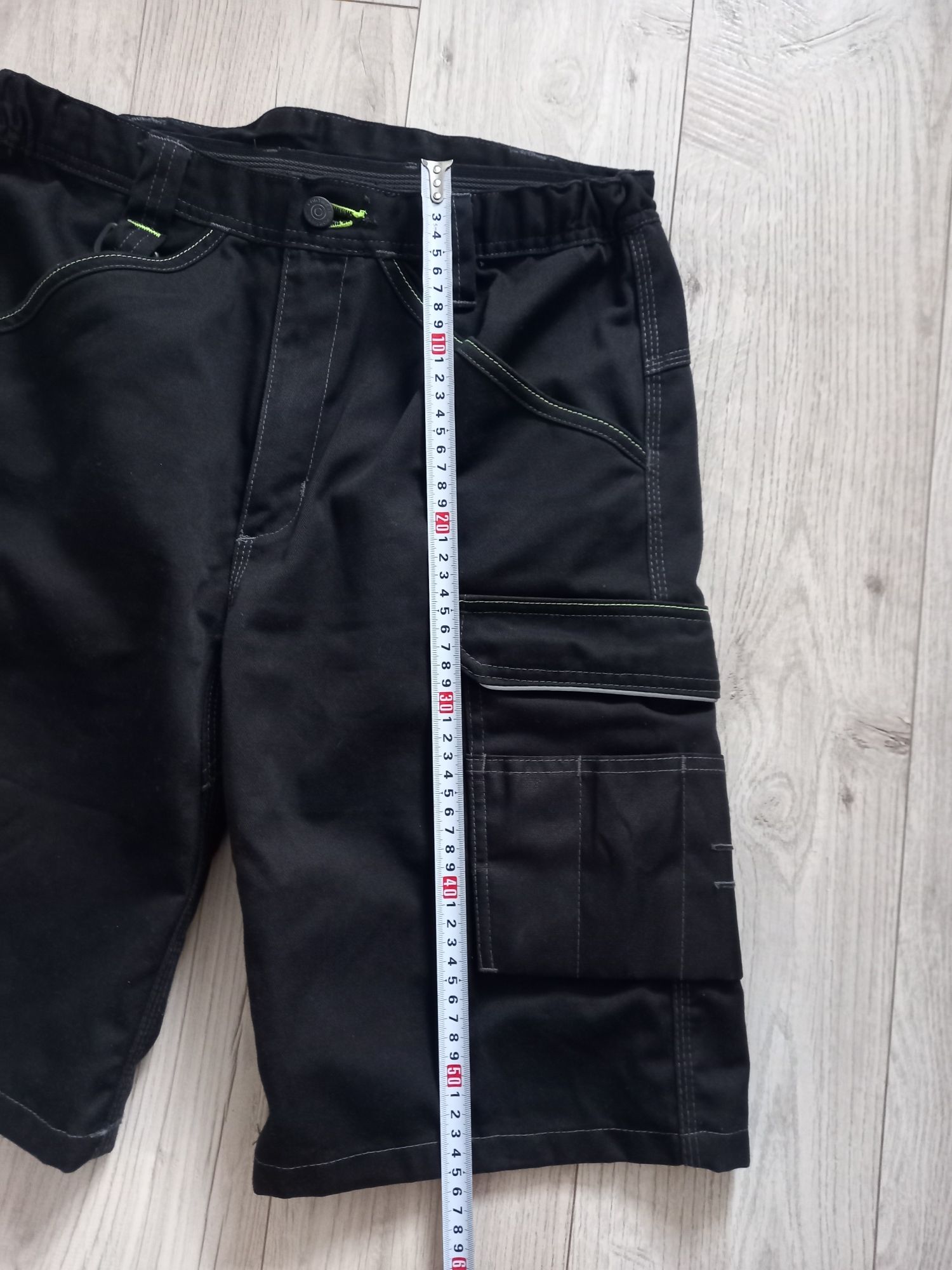 Продам рабочие шорты Portwest