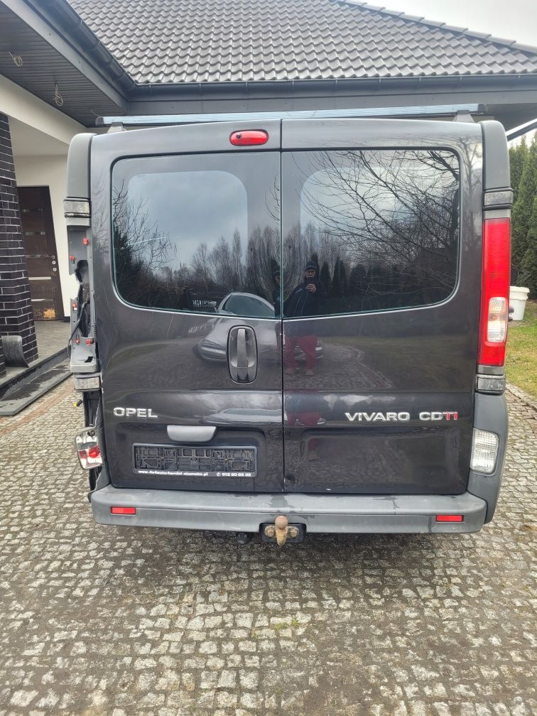 Vivaro A trafic II primastar wszystkie części JL9 ćwiartka drzwi prawe