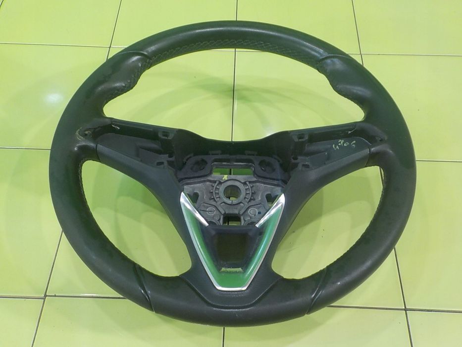 OPEL CORSA E 1.4 T 15r HB 3D kierownica skorzana 34175180B