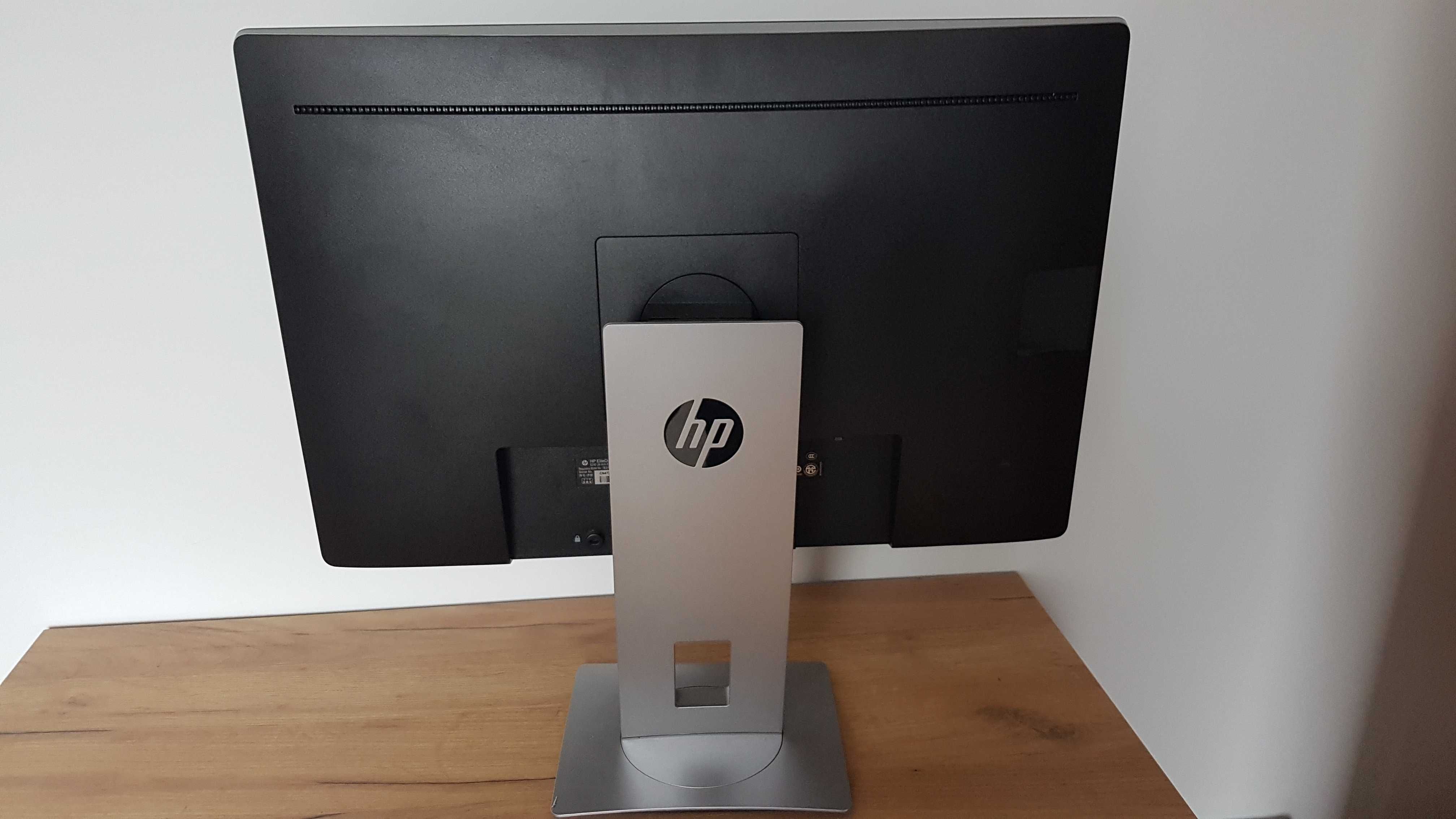 Monitor    HP  24 " HDmi