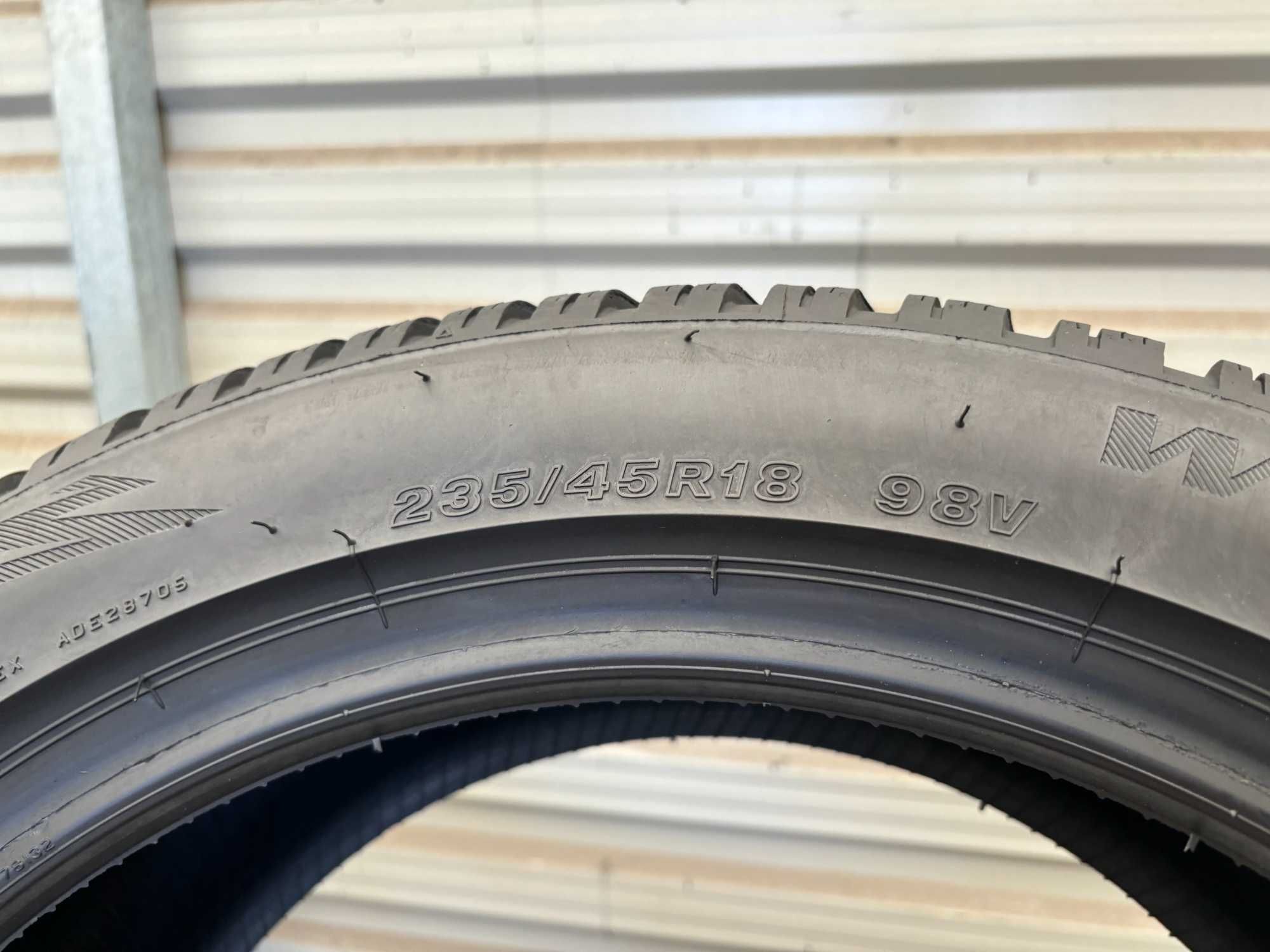 4szt zimowe 235/45R18 Firestone DEMO! 8,2mm 2022r niski przebieg! Z111