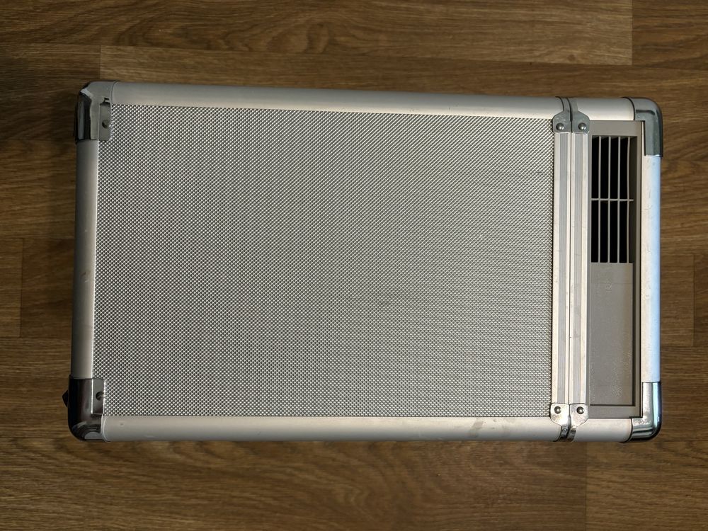 Автохолодильник алюмінієвий ( Німеччина)