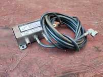 BMW E36 ORYGINALNY WZMACNIACZ ANTENY RADIOWEJ + PRZEWODY. O NR: 8 375 174 OEM. SPRAWNY W 100%.