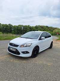 Ford Focus 1,8 benz pakiet ST xenon niski przebieg