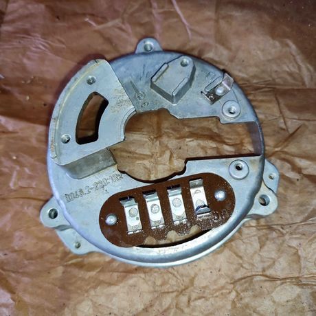 pokrywa stator stojana alternatora MZ ETZ 250 150 iskrownik podstawa