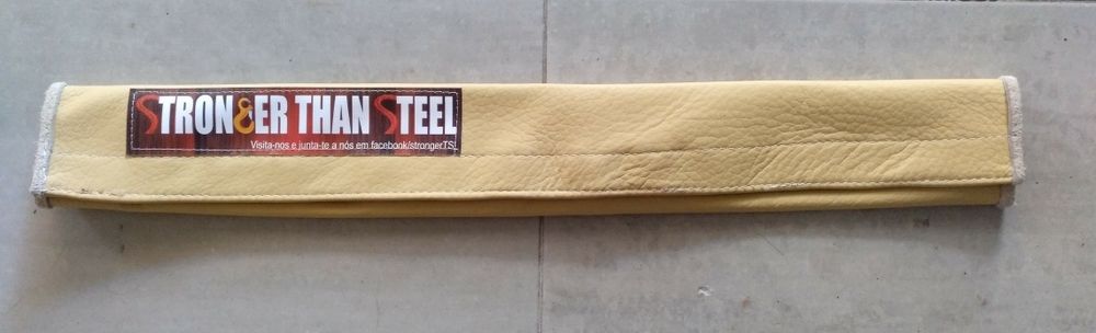 Protecção nova, em pele com velcro para corda ou cabo para guincho STS