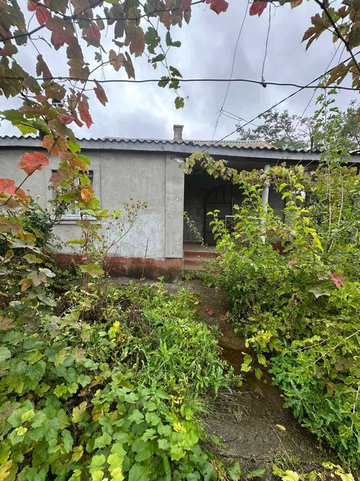 Продам капитальный дом в пригороде Одессе