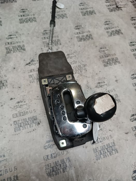 Куліса перемикання передач АКПП Audi A6 C5 Ауді селектор