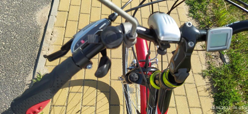 Rower trekkingowy BASIC – lekki, jak nowy, niska rama + akcesoria