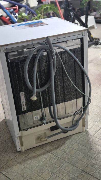 Máquina lavar loiça Candy