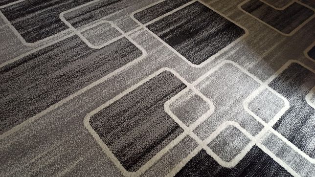 Продам килим у зв'язку з переїздом