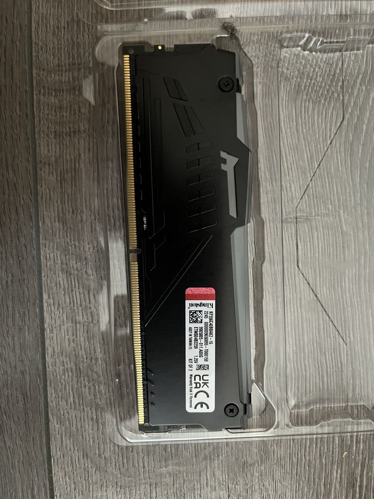 Pamięć RAM 16 GB DDR5 Kingston FURY RGB 5600mhz 2x8GB