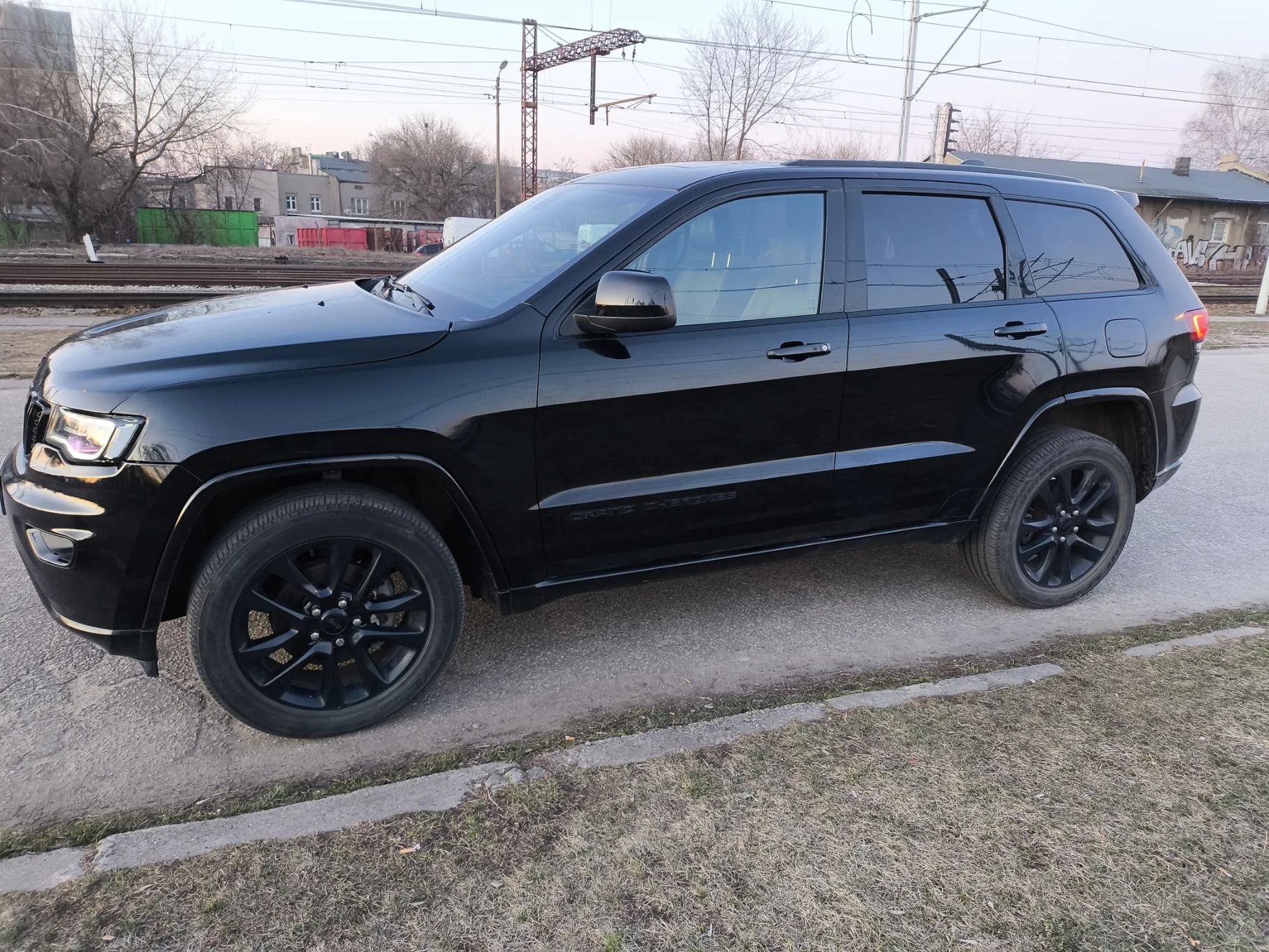 Jeep Grand Cherokee Grand Cherokee Altitude Black Edition 3,6 napęd 4x4