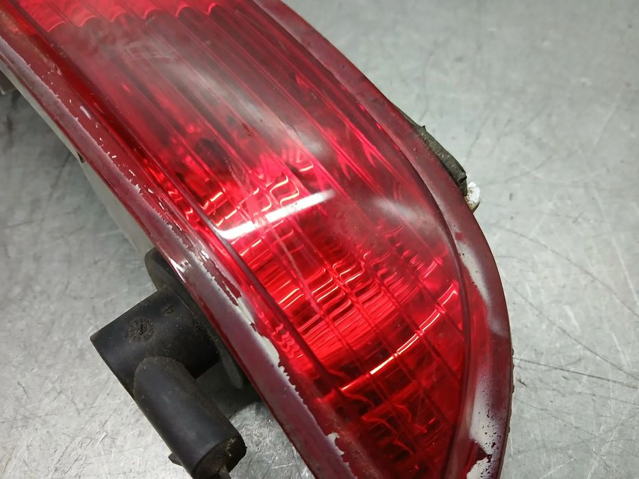 Farolim nevoeiro trás direito BMW 6 (E63)