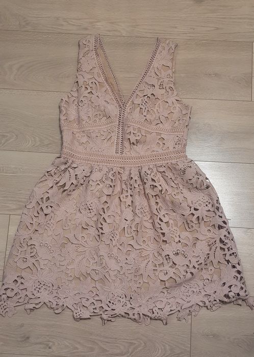 Нове нарядне плаття