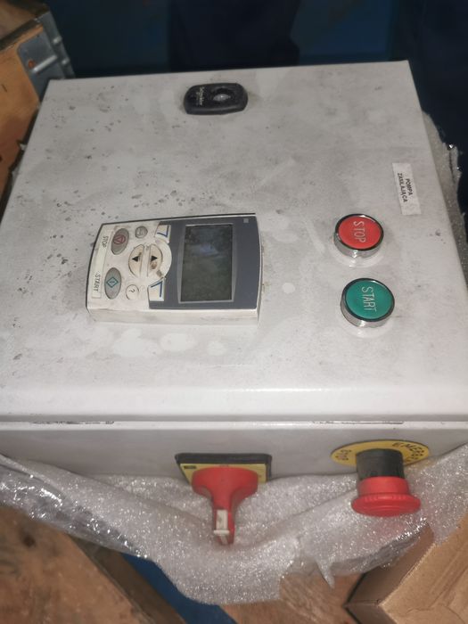 Szafa elektryczna sterownica falownik ABB 4kw płynna regulacja