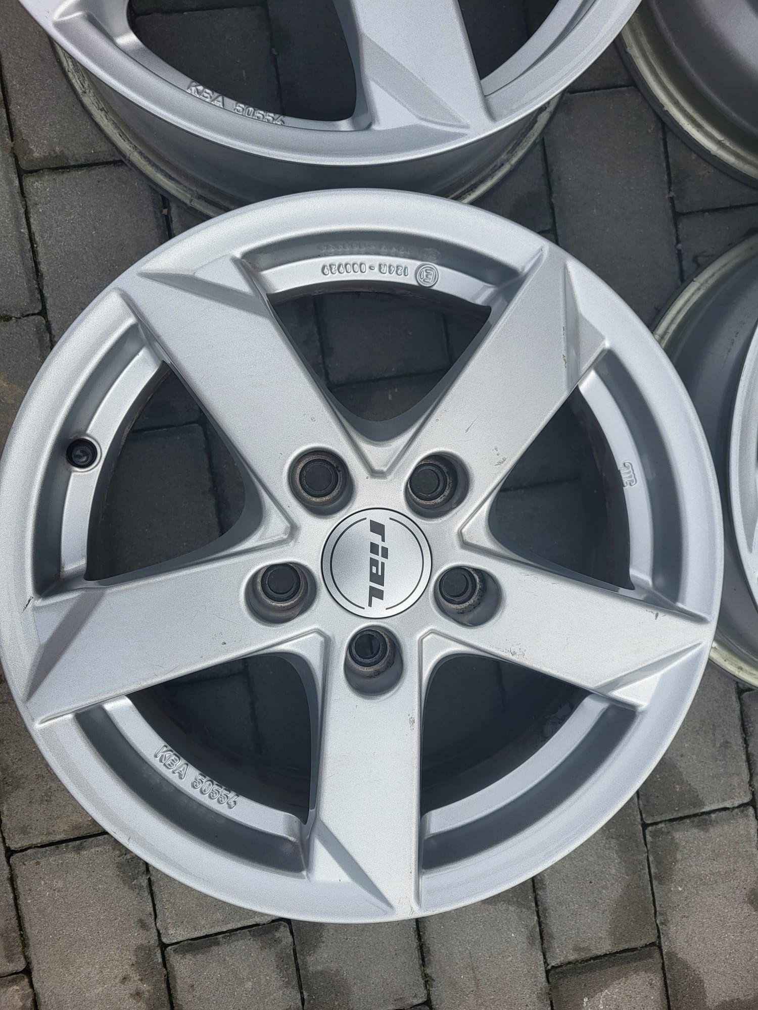 Felgi 6.5J×15" 5×112 Skoda Octavia VW Touran Golf V Passat Caddy Jetta