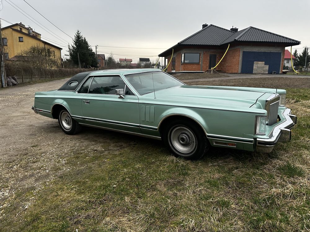 Lincoln Continental Mark V