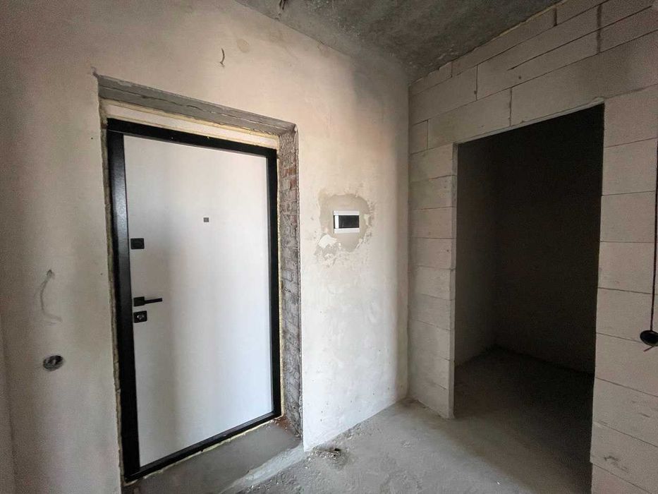 2-кімнатна квартира в зданому будинку!