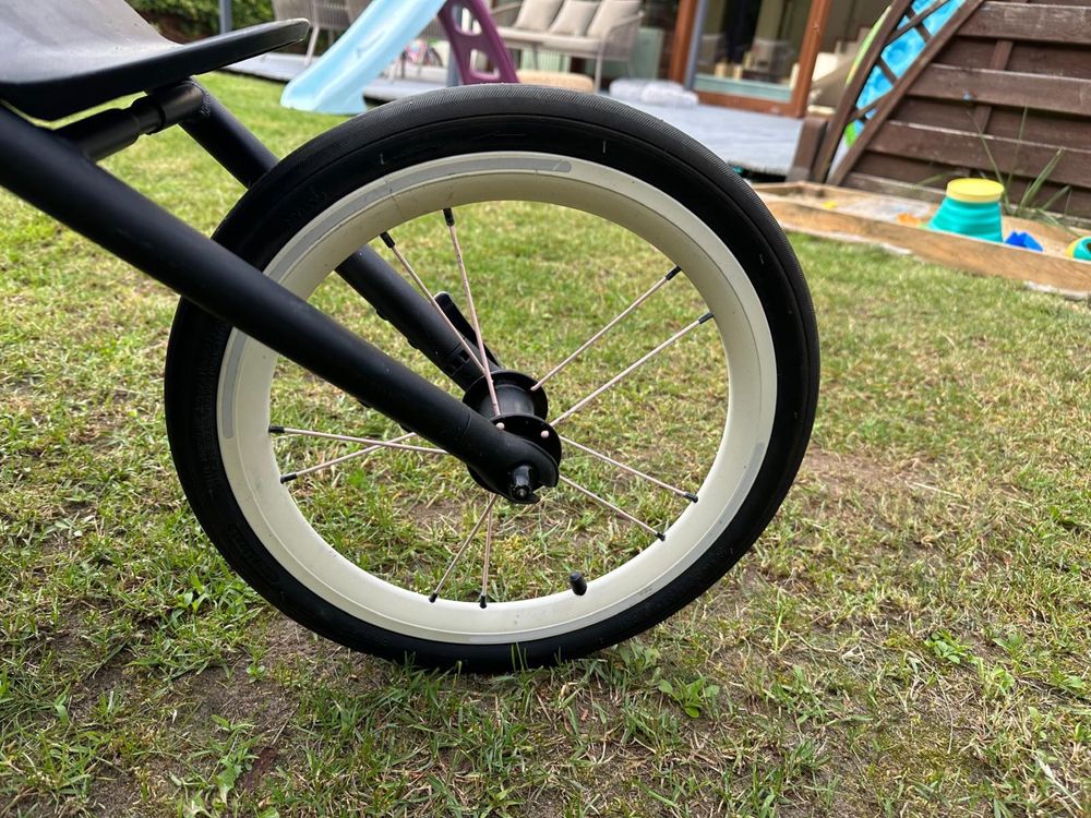 Wózek do biegania biegowy Cybex Avi