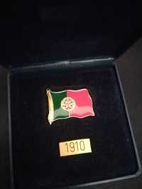 Medalha da Bandeira da República Portuguesa - Estojo * Novo