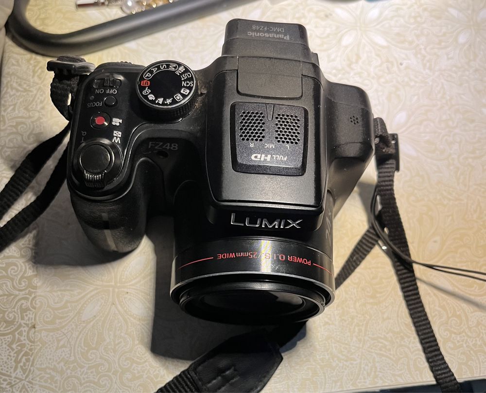 Máquina fotográfica Lumix Fz48