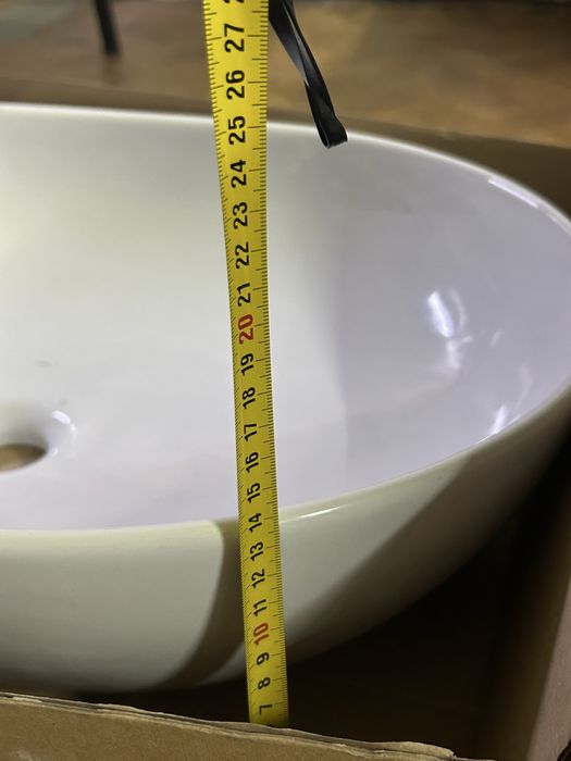 Умивальник у ванну кімнату