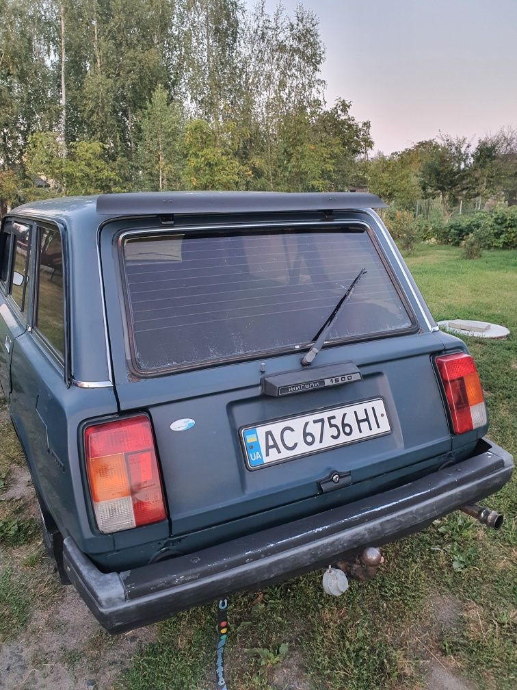 Продам Ваз 2104 .