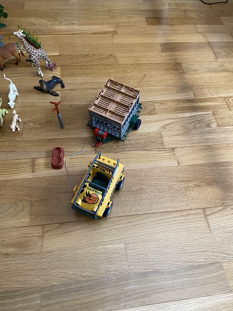 Brinquedos zoológico
