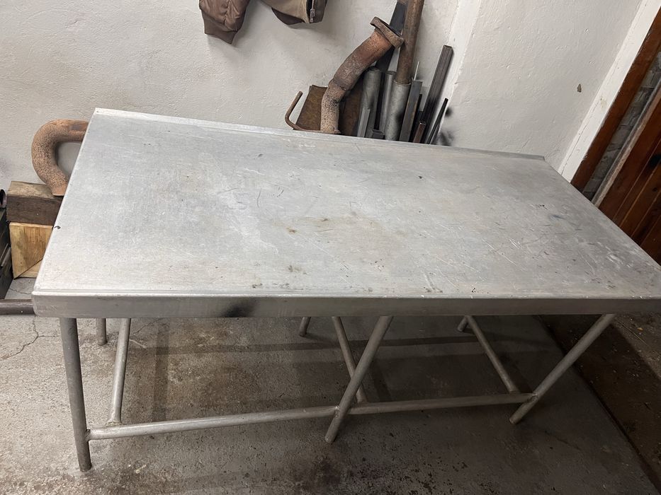 Stół warsztatowy , aluminiowy w super stanie