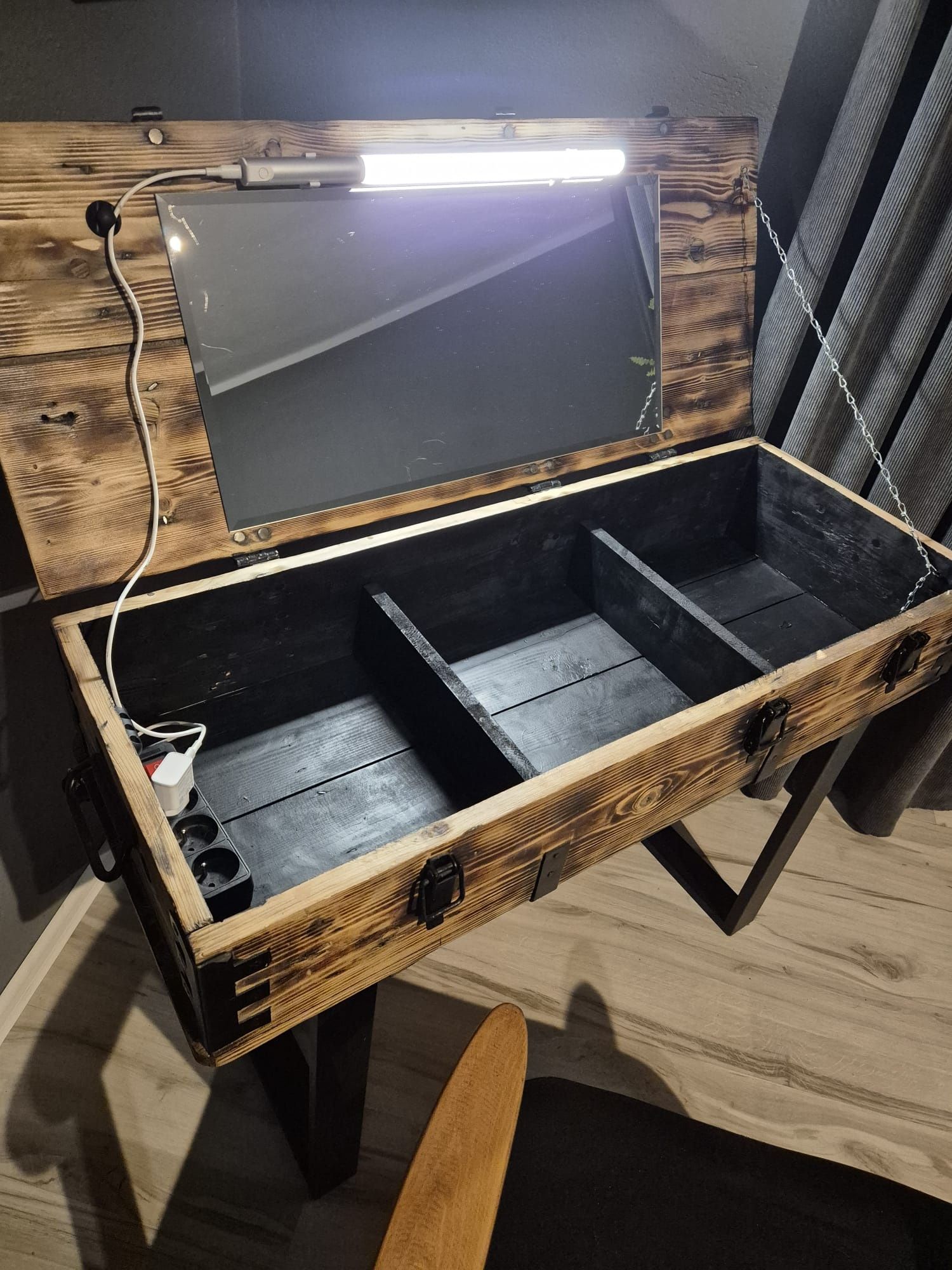 toaletka stolik konsola loft