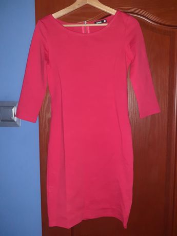 Różowa sukienka z Sinsay